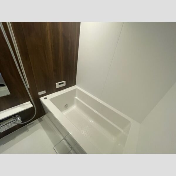 バス (103　浴室)