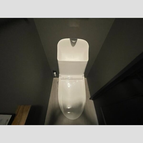 トイレ (206　温水洗浄暖房便座)