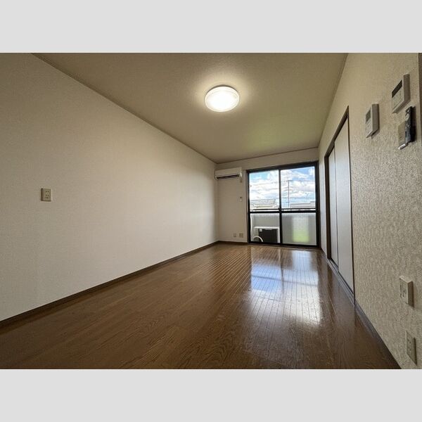 居室・リビング (DK)