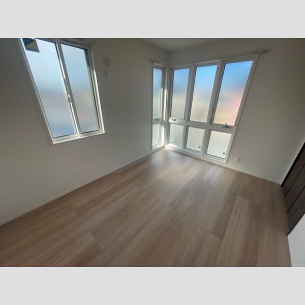 その他 (201　洋室)