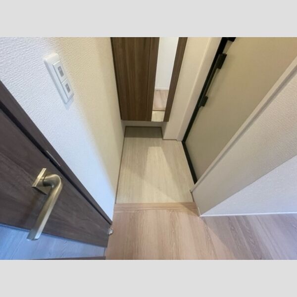 玄関 (201　玄関)