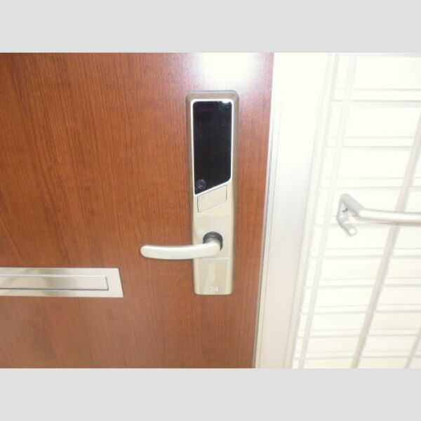 玄関 (ICカードキー)