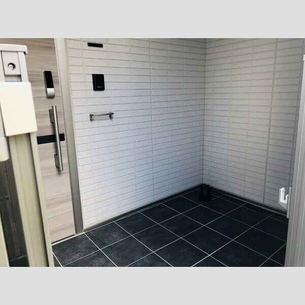 その他 (玄関前スペース)