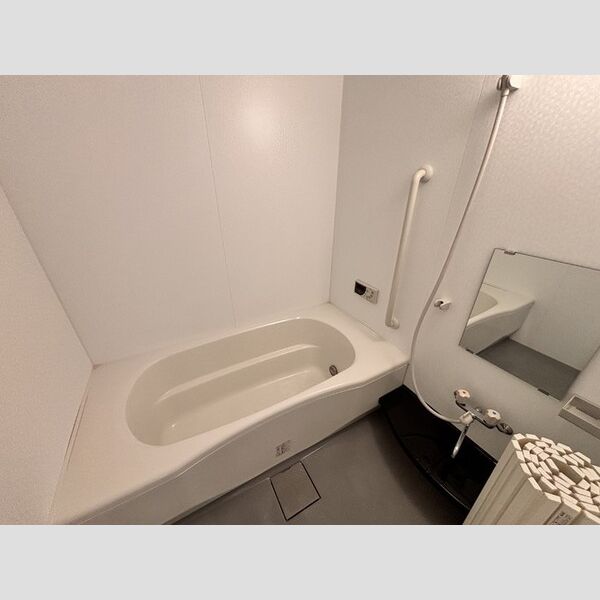 バス (浴室)