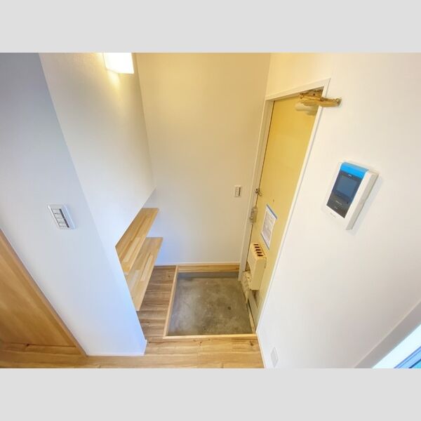 玄関 (B103　玄関)