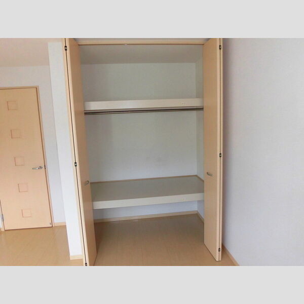 収納 (洋室(北側西)収納)