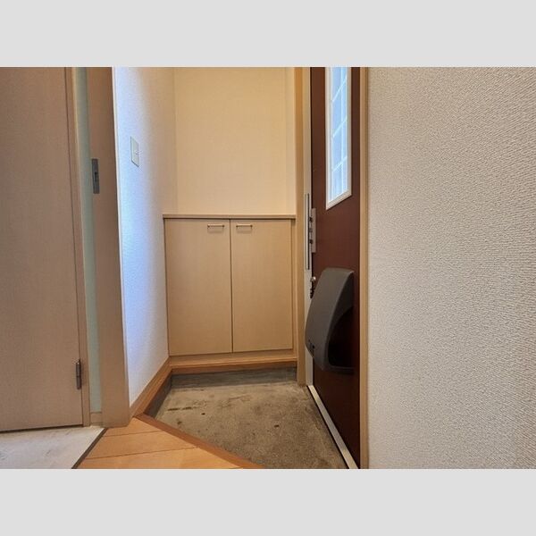 玄関 (玄関)