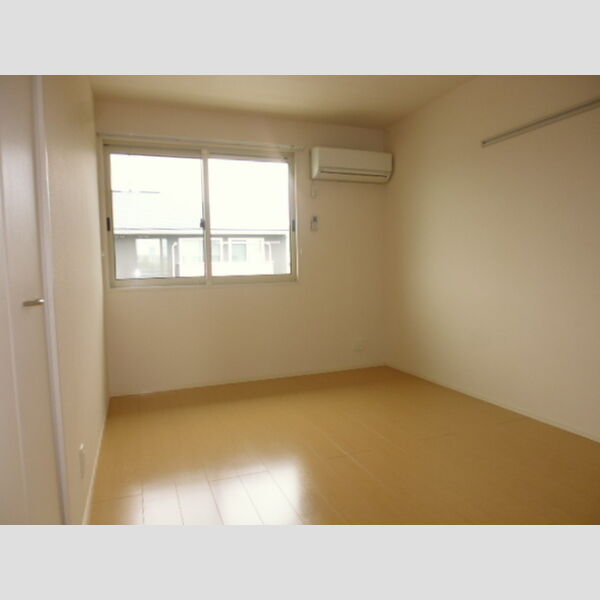 その他 (C206 北東側洋室)