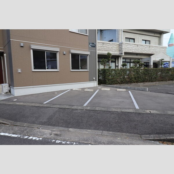 駐車場 (ヴァルメゾン 駐車場)