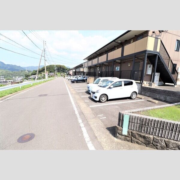 駐車場 (駐車場)