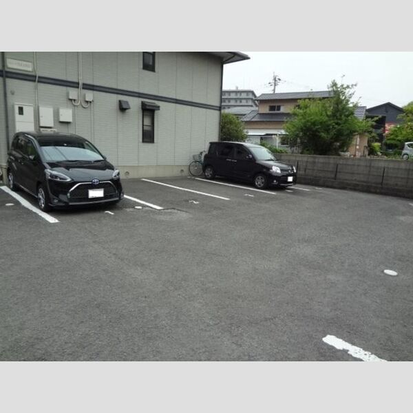 駐車場 (駐車場)