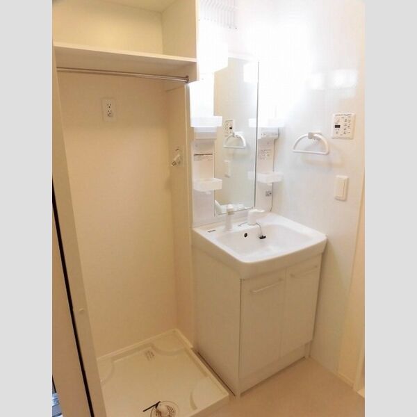 洗面所 (201　洗髪洗面化粧台)