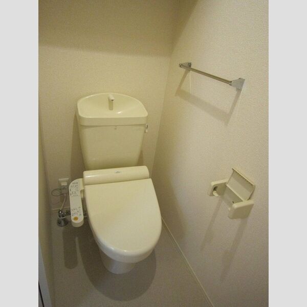 トイレ (202　温水洗浄暖房便座)