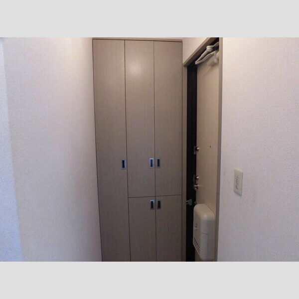 玄関 (201　玄関)