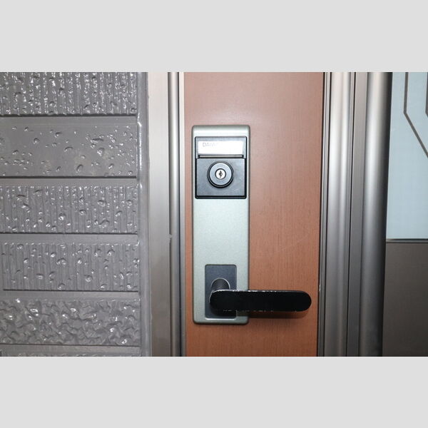 その他 (フローラ中里102　玄関鍵(カードキー))