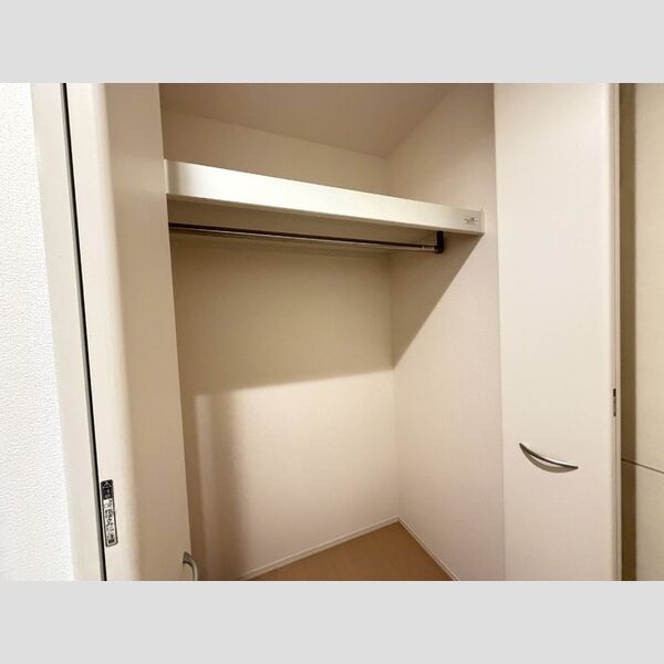 収納 (クローゼット)