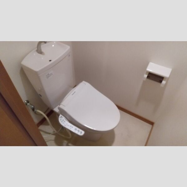 トイレ (702　温水洗浄暖房便座)