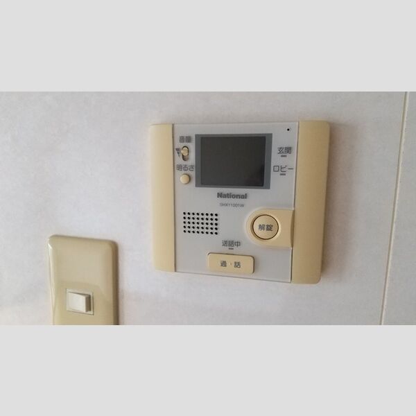 その他設備 (702　モニタ付インターホン)