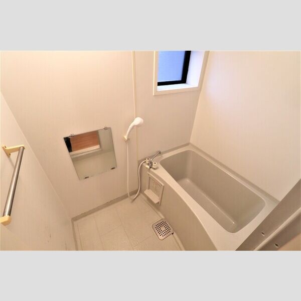 バス (ユニットバス)