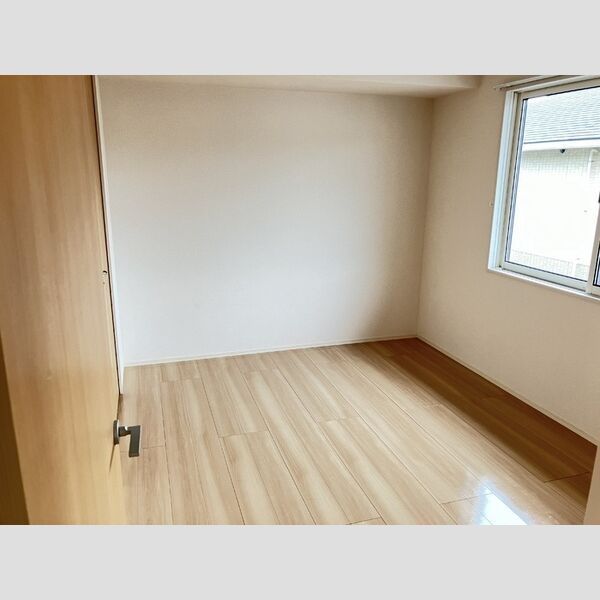 その他 (203　洋室)