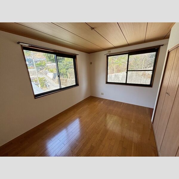 その他 (B202　西側洋室)