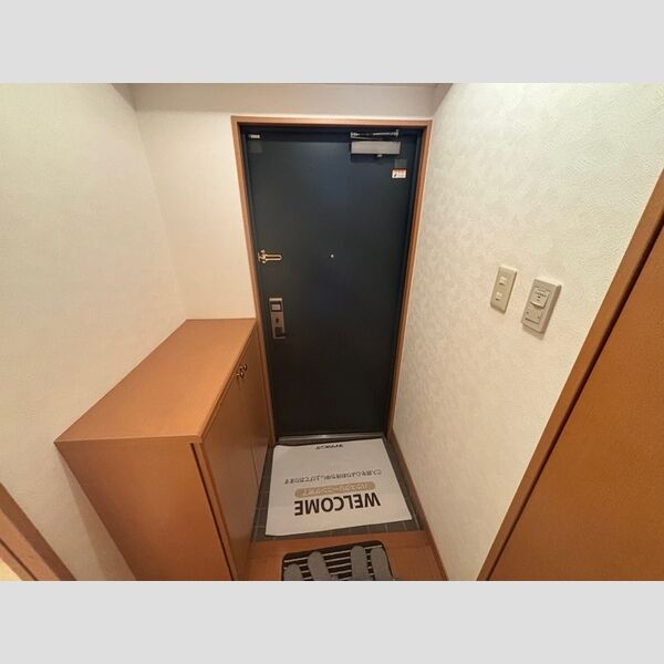 玄関 (502 玄関)
