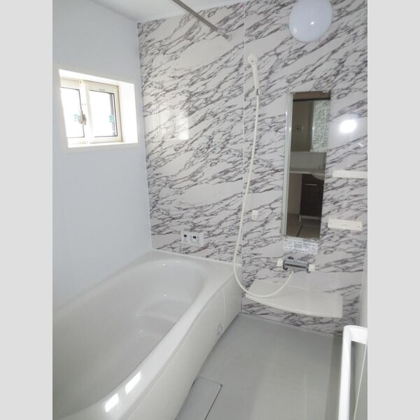 バス (フラワーヒルズ101　浴室)