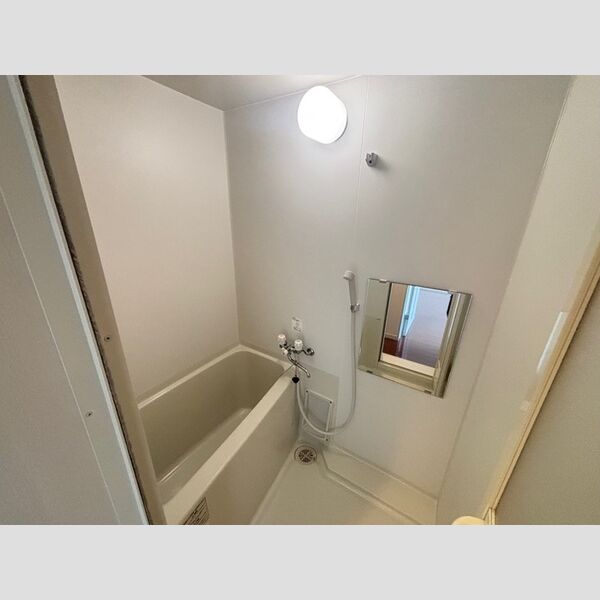 バス (ユニットバス)