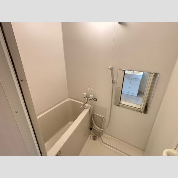 バス (ユニットバス)