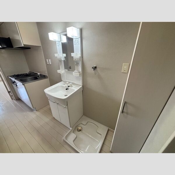 洗面所 (洗面台)