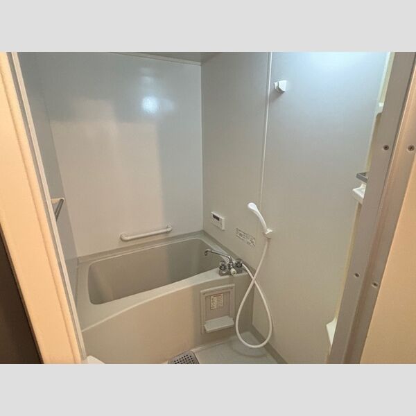 バス (ユニットバス)