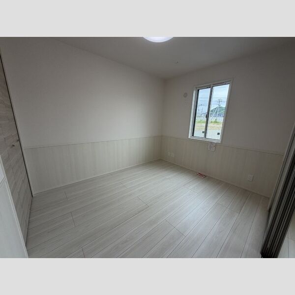 その他 (洋室①)