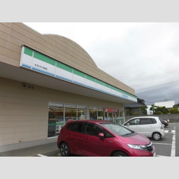 現地周辺 (ファミリーマート大村大川田店)