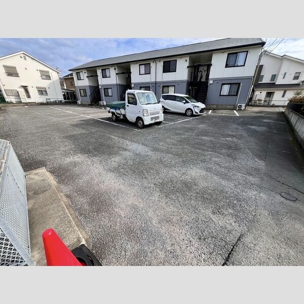 駐車場 (駐車場)