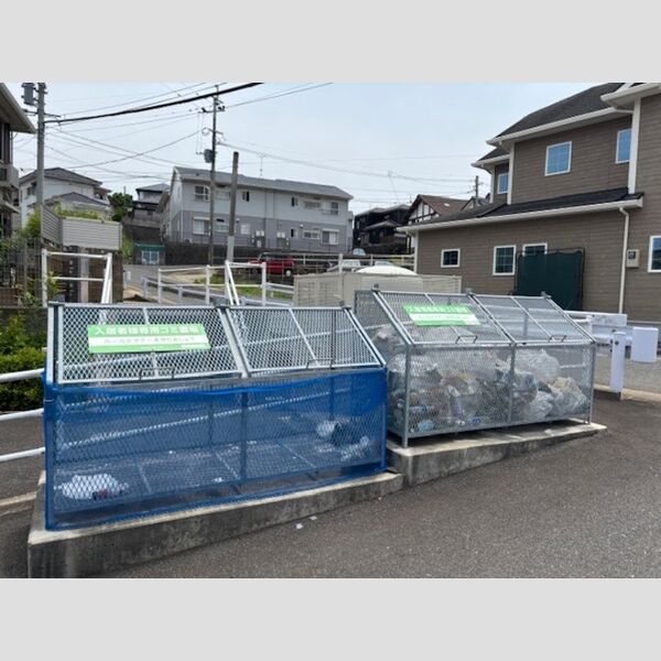 現地周辺 (ゴミ置場)
