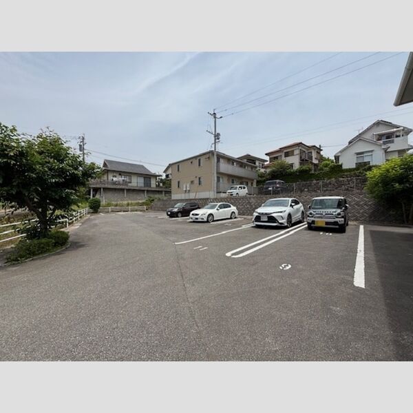 駐車場 (駐車場)