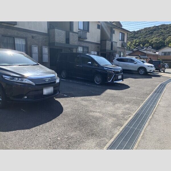 駐車場 (共用部　駐車場)