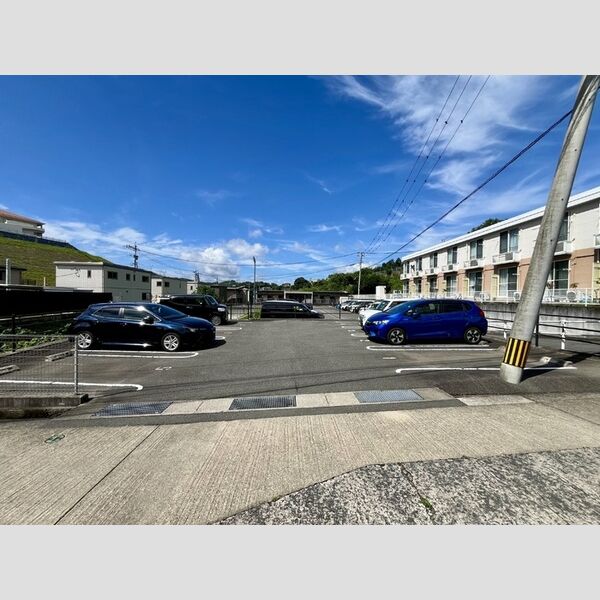 駐車場 (駐車場)