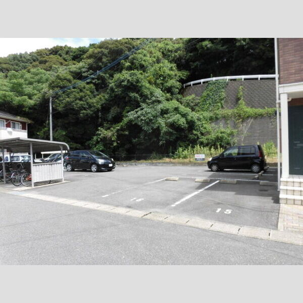 駐車場 (駐車場)