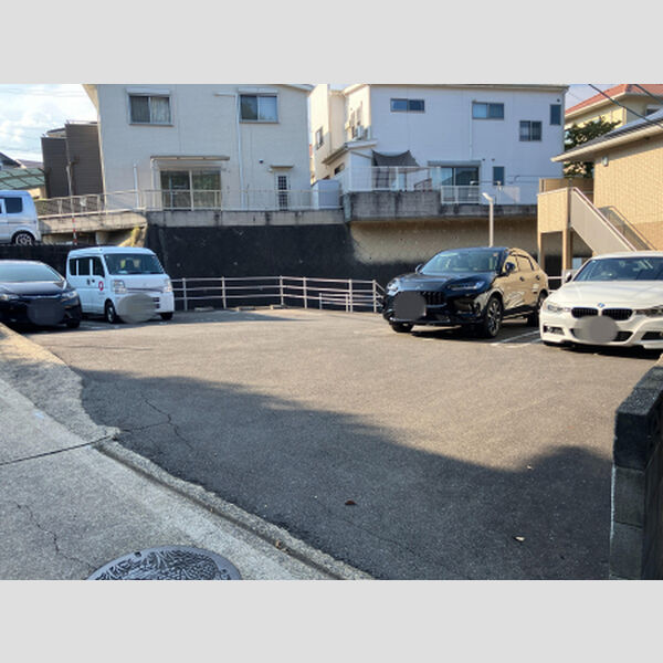 駐車場 (共用部 駐車場)
