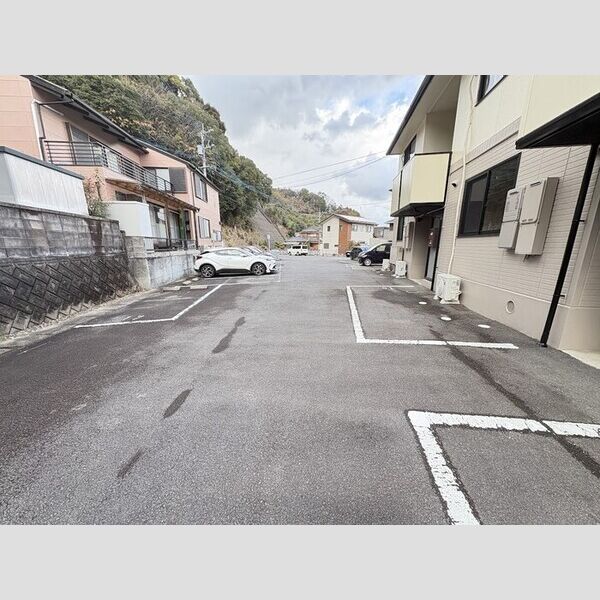 駐車場 (駐車場)