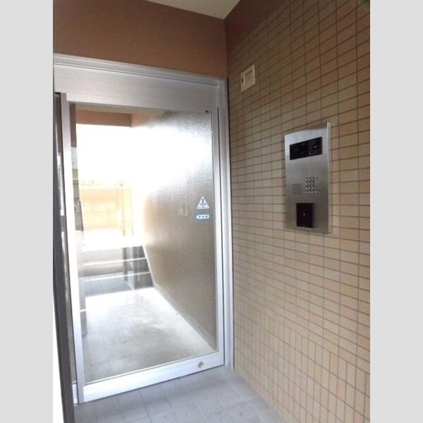 エントランス (オートロック)