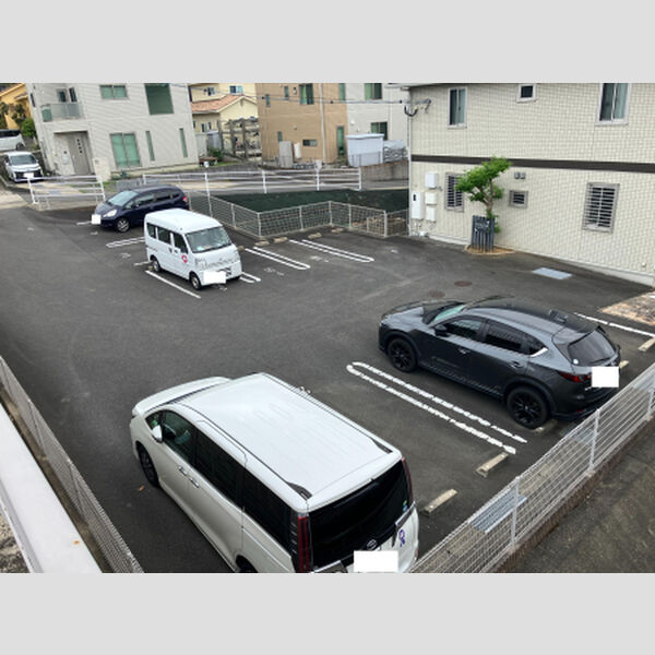 駐車場 (駐車場)