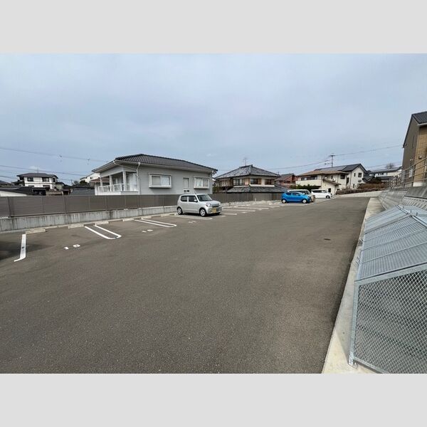 駐車場 (駐車場)