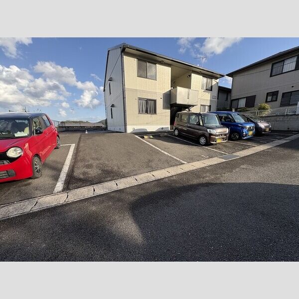 駐車場 (駐車場)