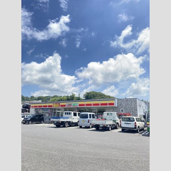 現地周辺 (デイリーヤマザキ大村インター店148m)