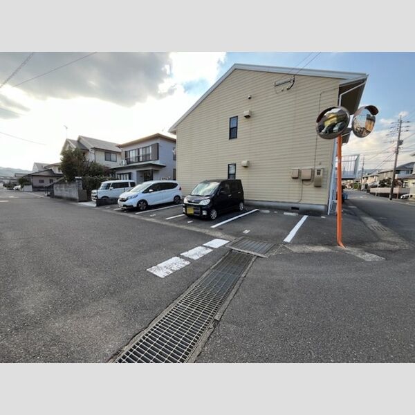 駐車場 (共用部 駐車場)