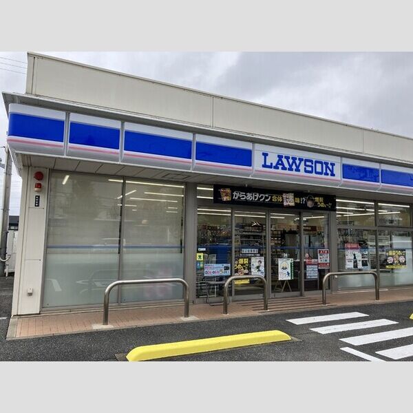 現地周辺 (ローソン大村富の原二丁目店 563m)