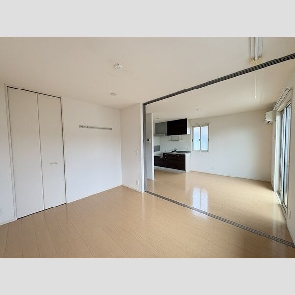 その他 (洋室①)