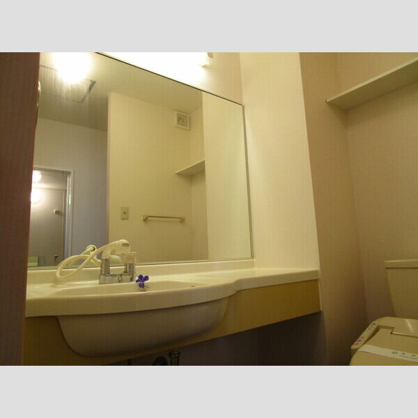 洗面所 (101　洗面所)